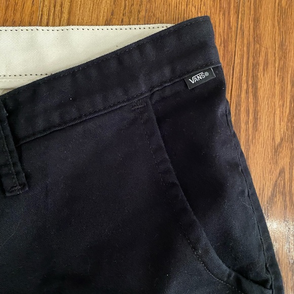 Vans shorts black 36 chino style - Picture 3 of 4